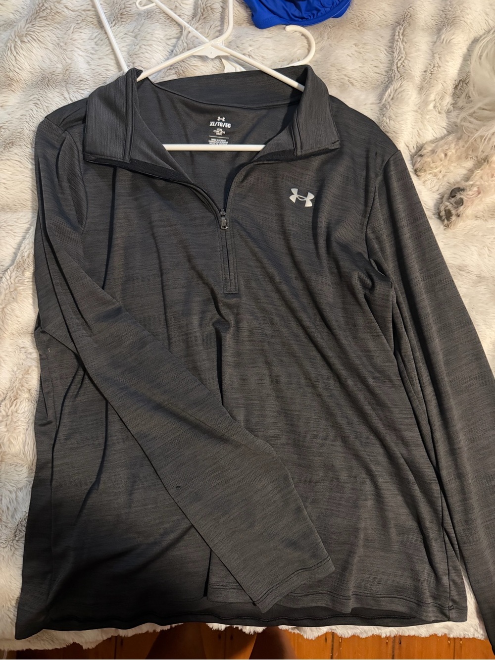 Under Armour Women’s Black Heather 1/4 Zip Pullover